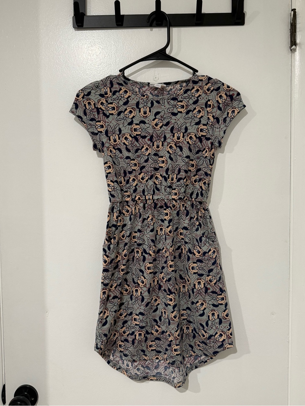 LuLaRoe Girls Short Sleeve Disney Minnie Mouse Dress